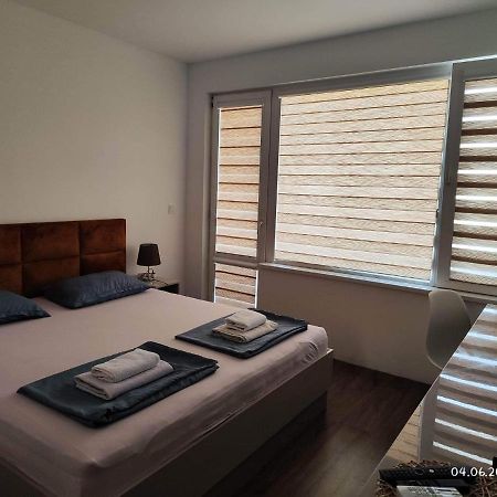 Dety'S Apartment Burgas Ngoại thất bức ảnh