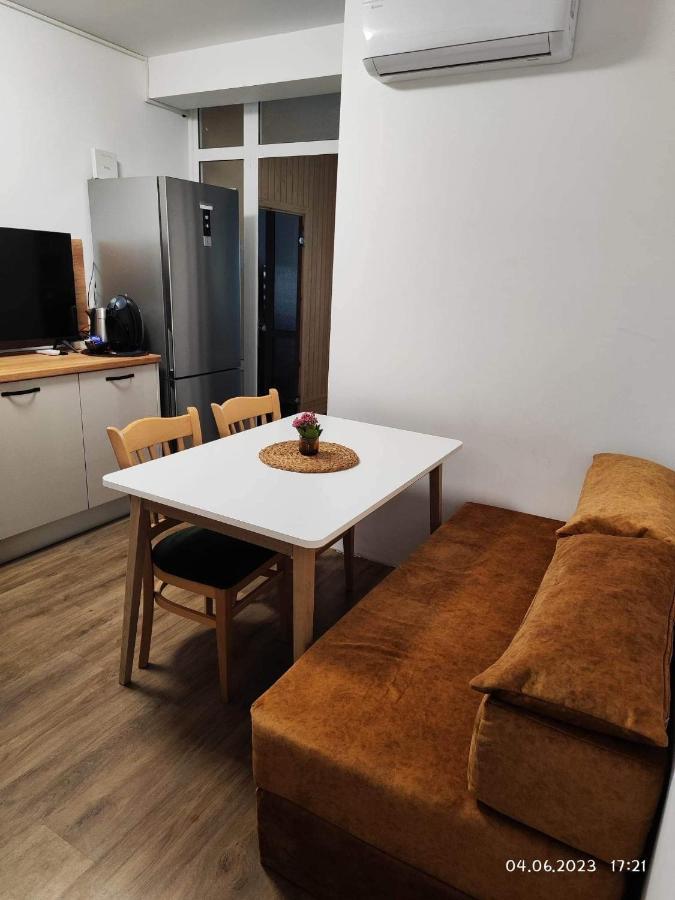 Dety'S Apartment Burgas Ngoại thất bức ảnh
